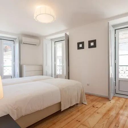 アパート Feels Like Bairro Alto Bright Flat リスボン